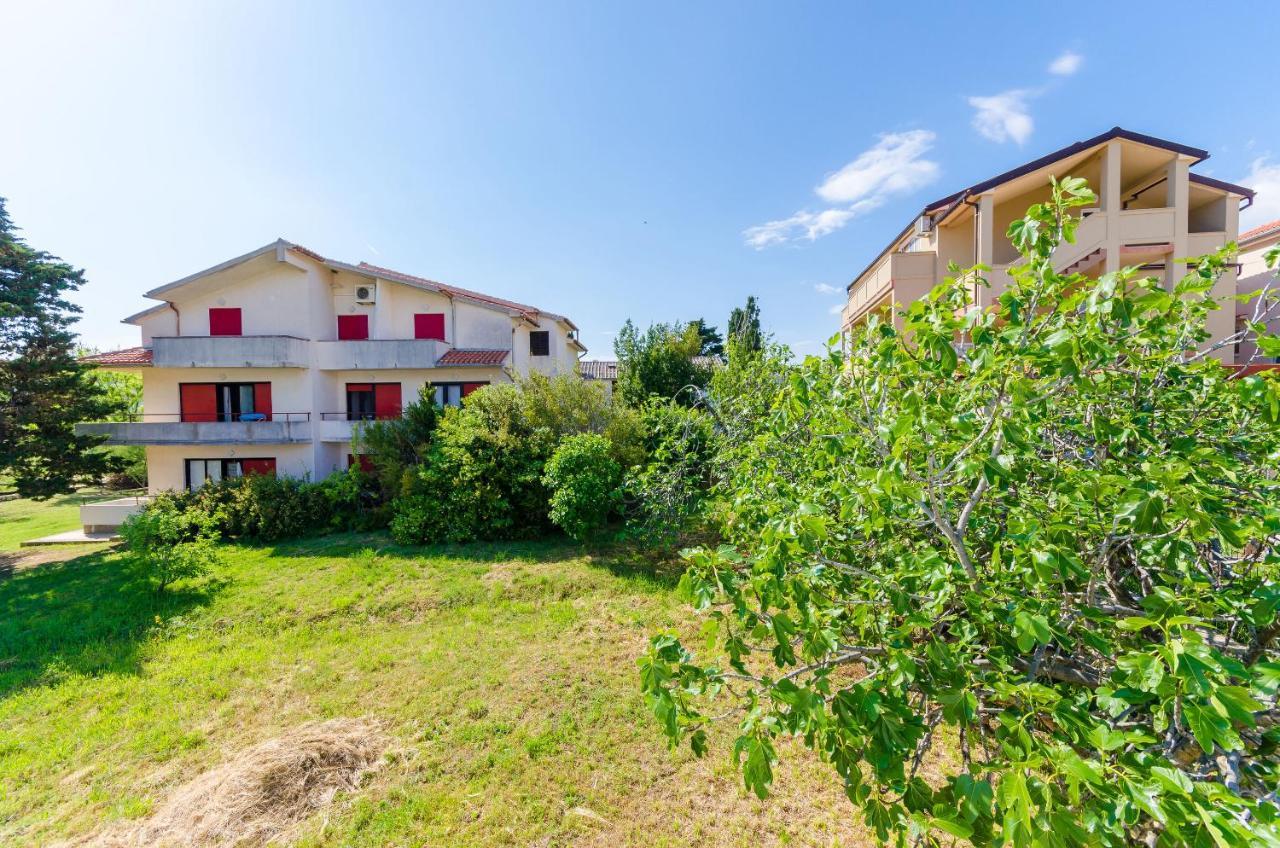 Apartments Anica F Lopar Exterior foto