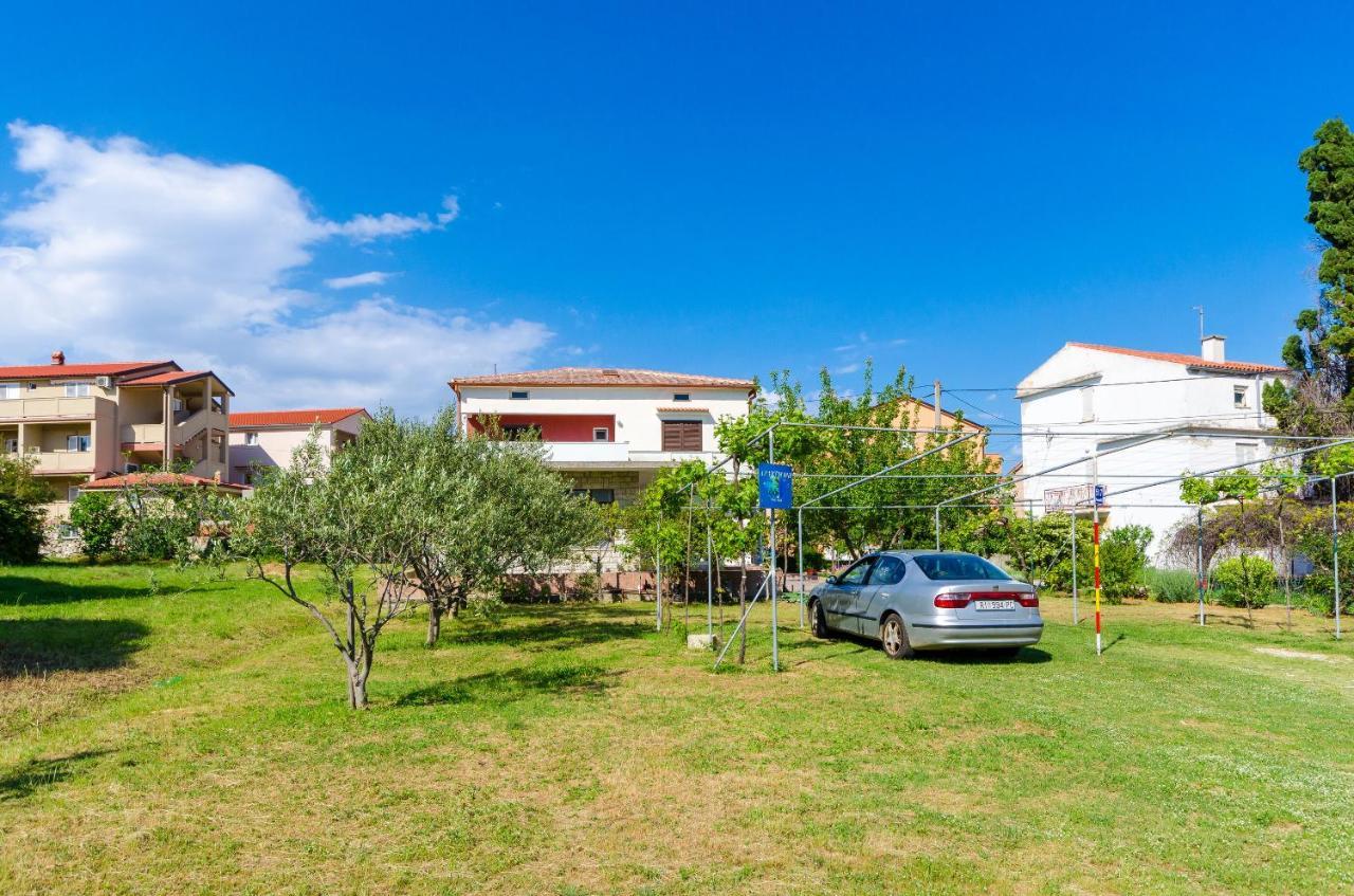 Apartments Anica F Lopar Exterior foto